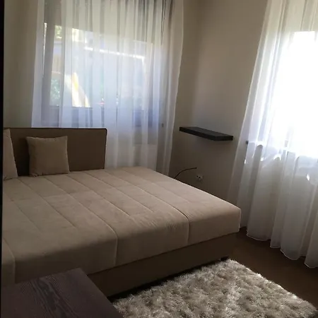 Feriehus Modern Mediterran Apartman