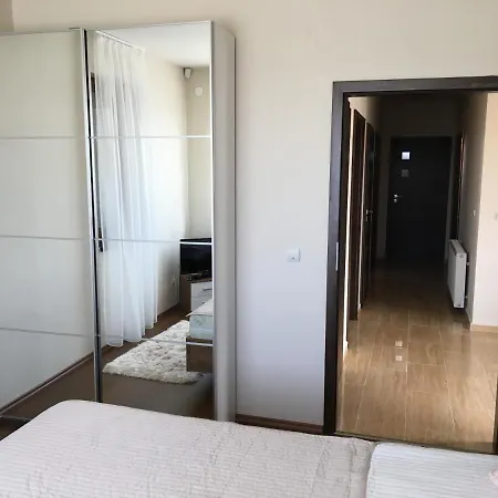 Feriehus Modern Mediterran Apartman